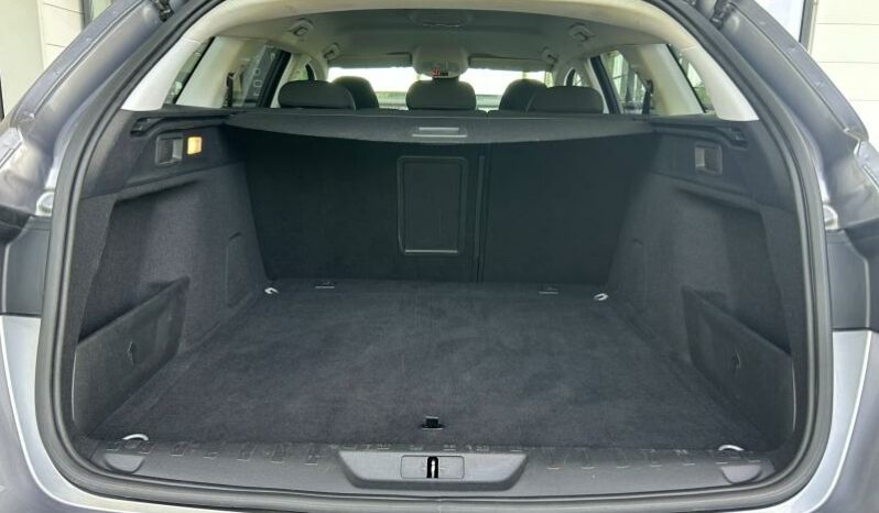 
								PEUGEOT 308 SW full									