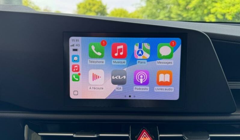 
								KIA Niro full									