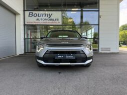 
										KIA Niro full									