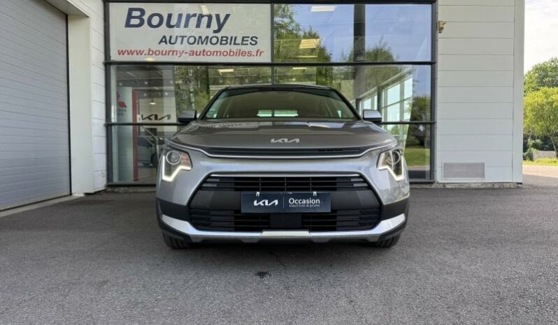 
								KIA Niro full									