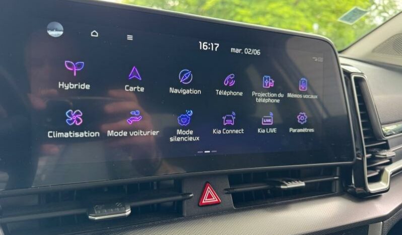 
								KIA Sportage full									