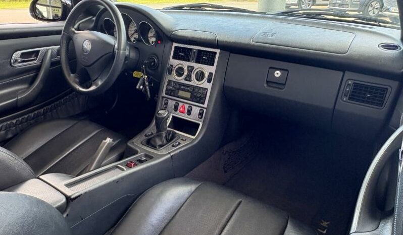 
								MERCEDES-BENZ Classe SLK full									