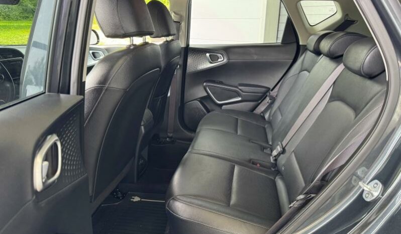 
								KIA e-Soul full									