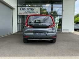 
										KIA e-Soul full									