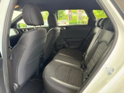 
										KIA Ceed full									