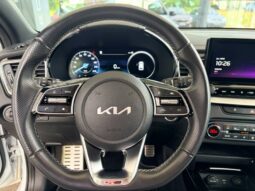 
										KIA Ceed full									
