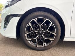 
										KIA Ceed full									
