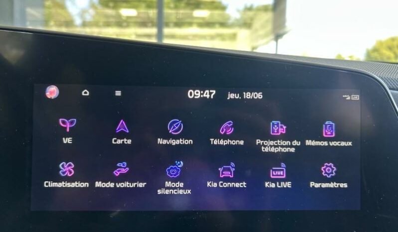 
								KIA Niro full									