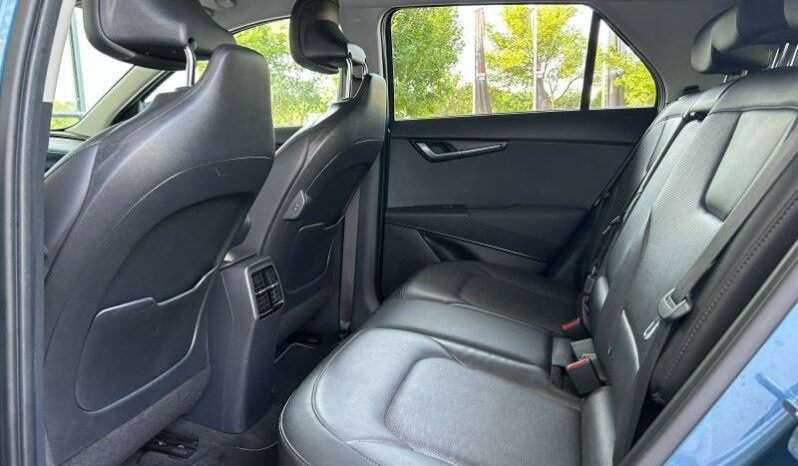 
								KIA Niro full									