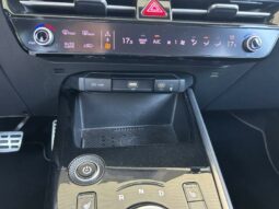 
										KIA Niro full									