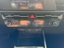 
										KIA Niro full									