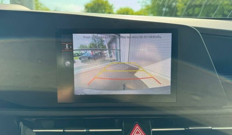 
								KIA Niro full									