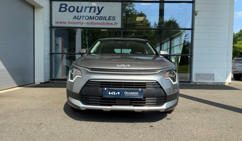 
								KIA Niro full									