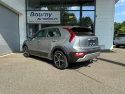 
										KIA Niro full									