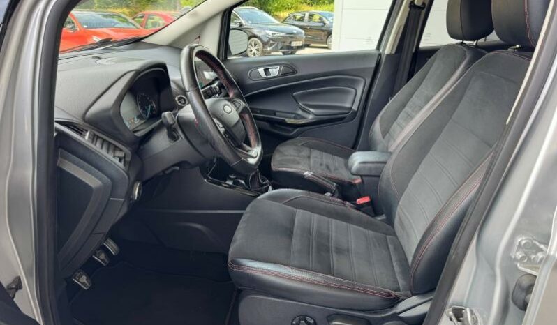 
								FORD EcoSport full									