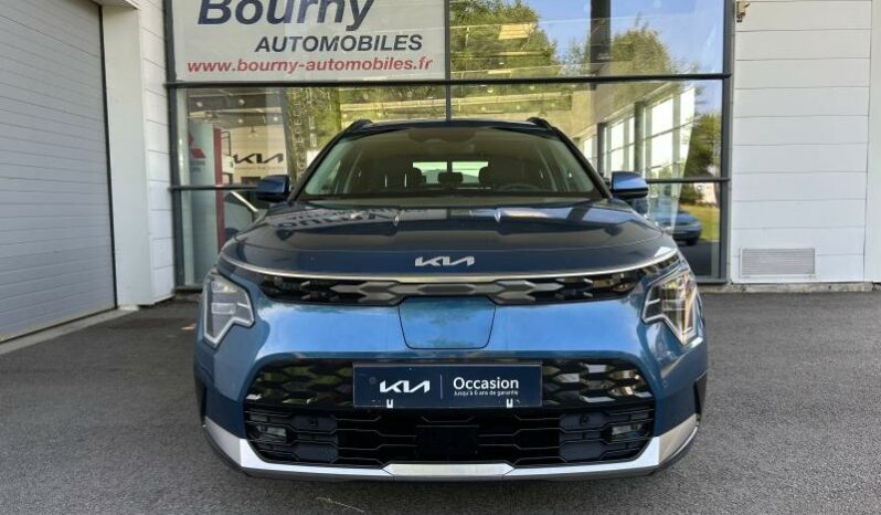 
								KIA Niro full									