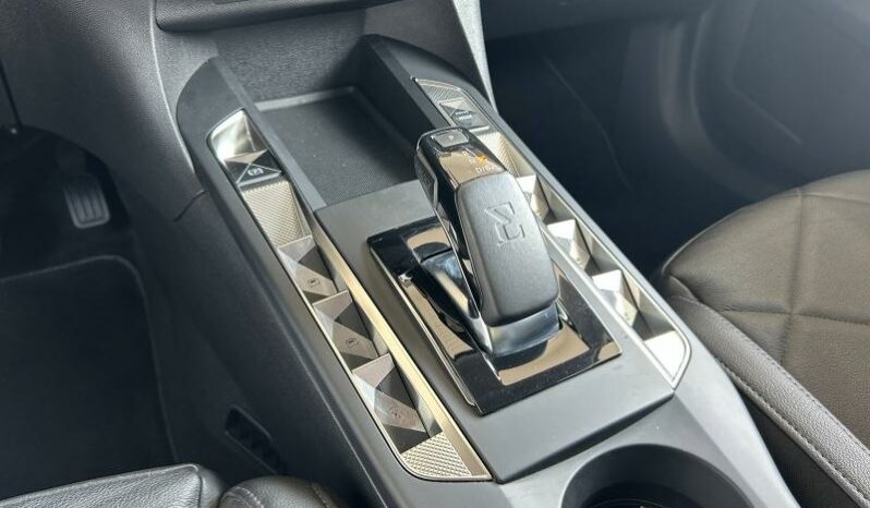 
								DS DS 3 Crossback full									