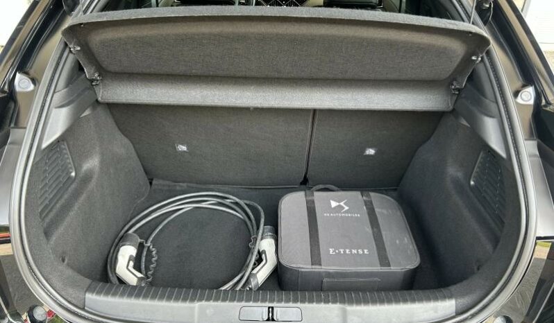 
								DS DS 3 Crossback full									