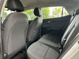 
										KIA Stonic full									