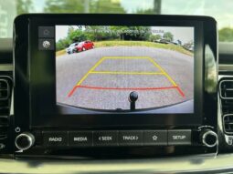 
										KIA Stonic full									