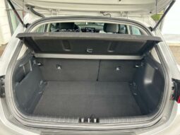 
										KIA Stonic full									