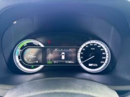 
										KIA Niro full									