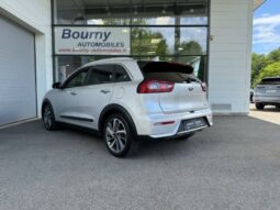 
										KIA Niro full									