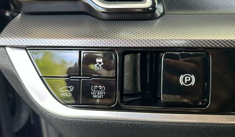 
								KIA Sportage full									