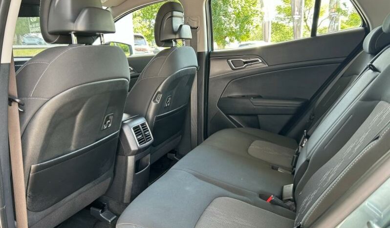 
								KIA Sportage full									