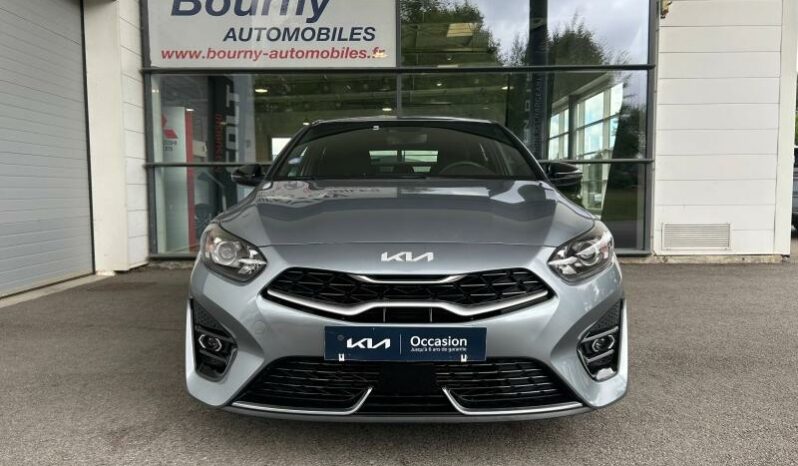 
								KIA Ceed full									