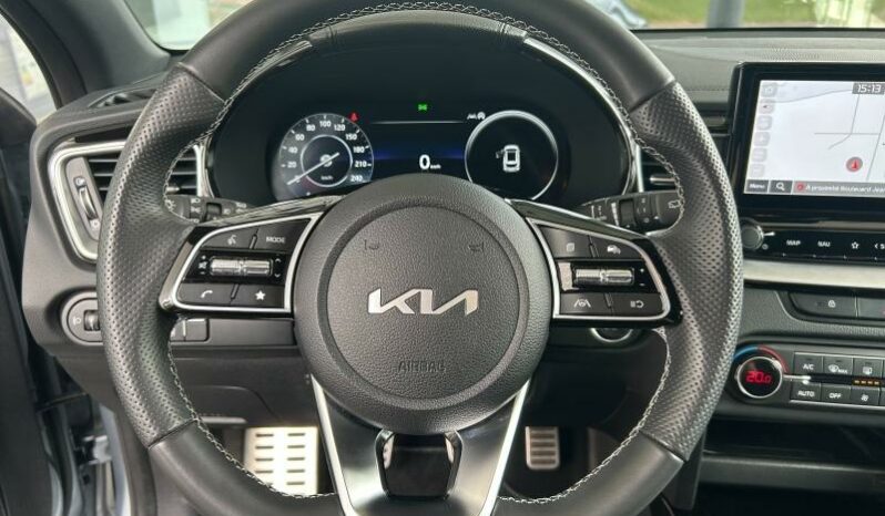 
								KIA Ceed full									