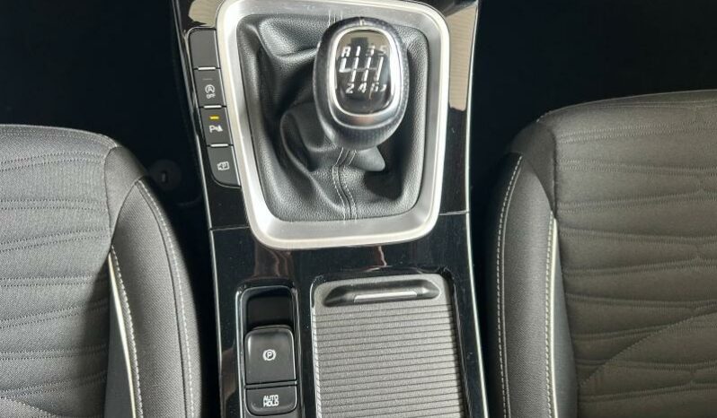 
								KIA Ceed full									