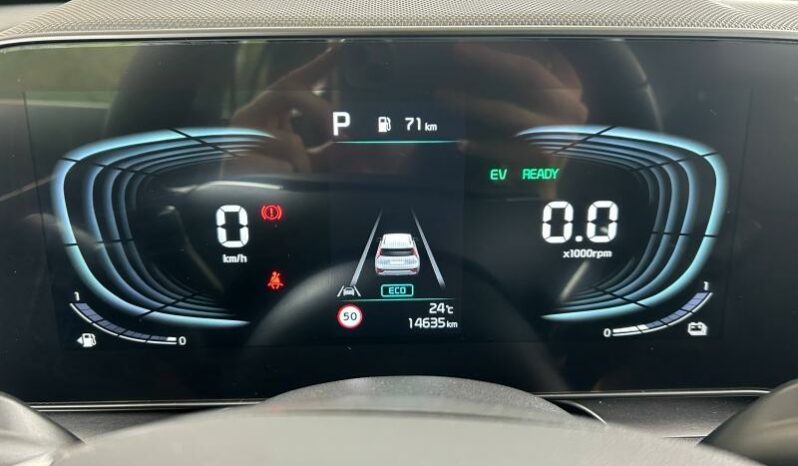 
								KIA Niro full									