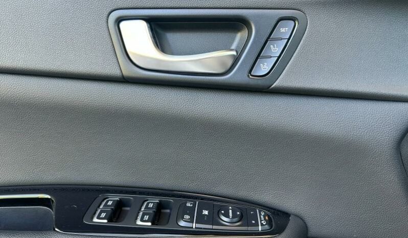 
								KIA Optima SW full									
