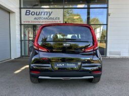 
										KIA e-Soul full									