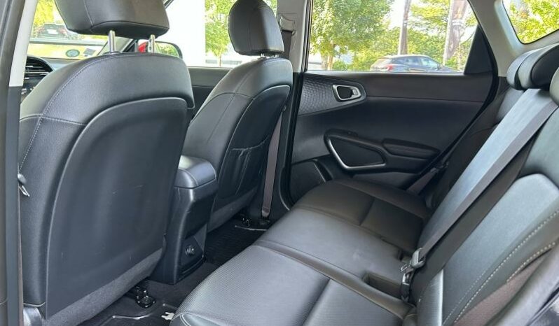 
								KIA e-Soul full									