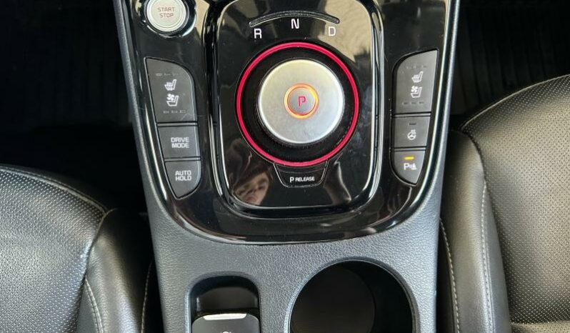 
								KIA e-Soul full									