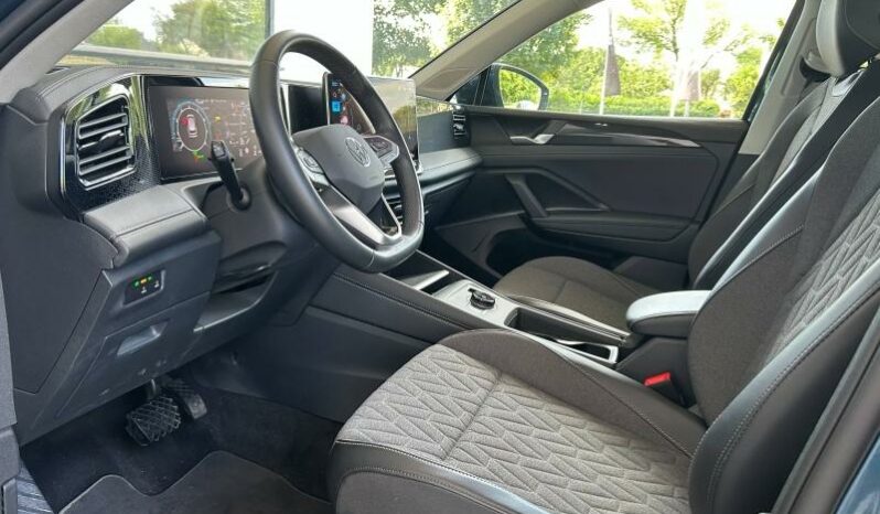 
								VOLKSWAGEN Tiguan full									