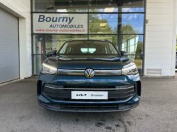 
										VOLKSWAGEN Tiguan full									