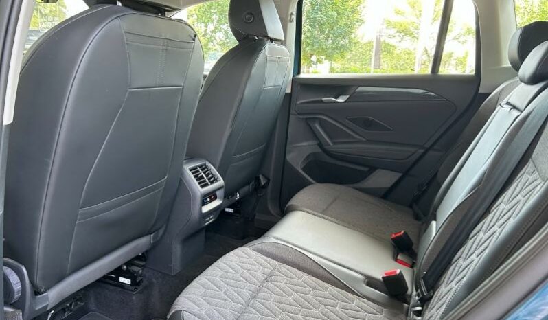 
								VOLKSWAGEN Tiguan full									