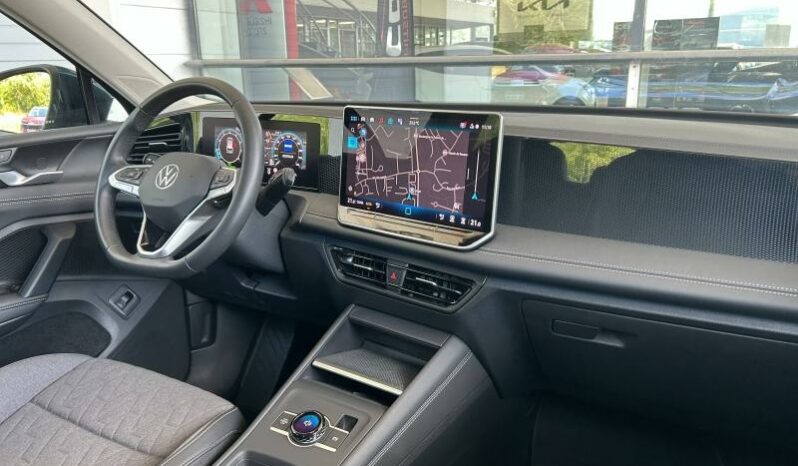 
								VOLKSWAGEN Tiguan full									