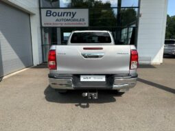 
										TOYOTA Hilux full									