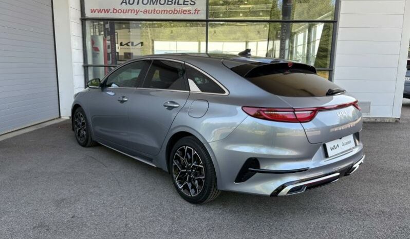 
								KIA ProCeed full									