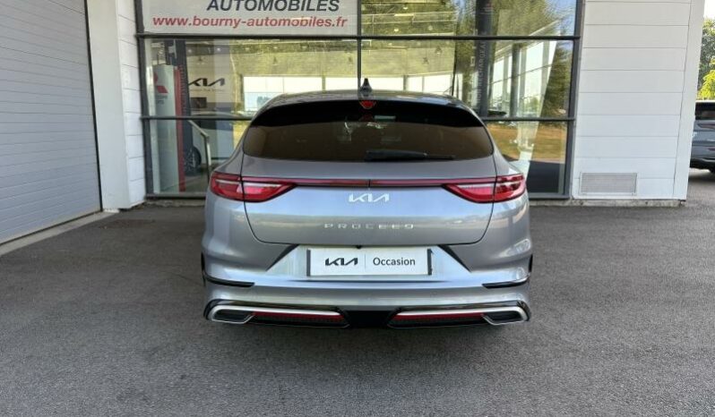 
								KIA ProCeed full									