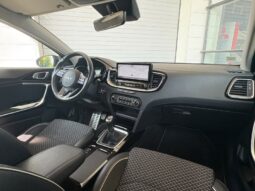
										KIA XCeed full									