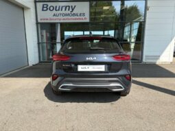 
										KIA XCeed full									