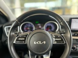 
										KIA XCeed full									