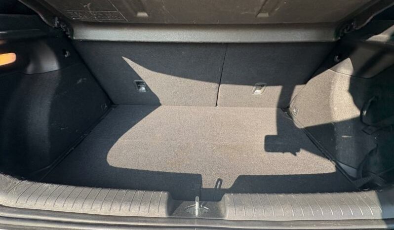 
								HYUNDAI i20 full									