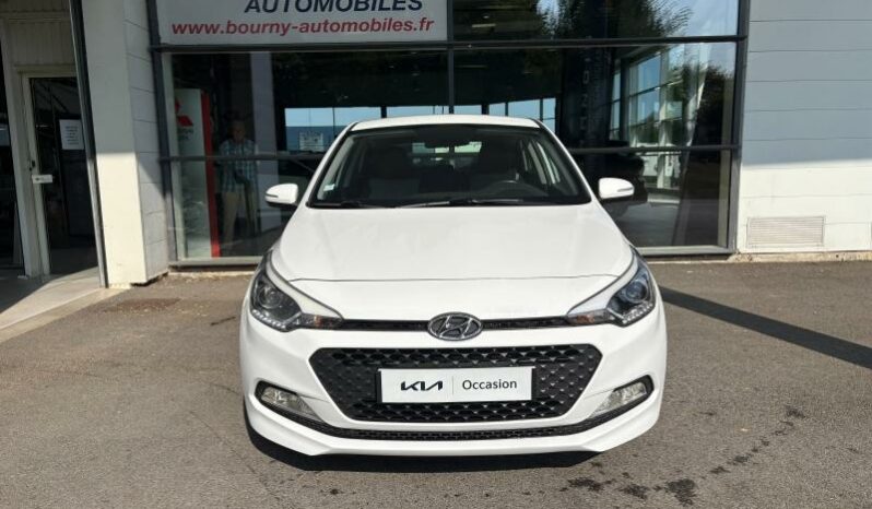 
								HYUNDAI i20 full									