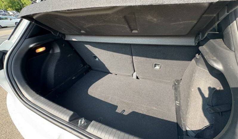 
								HYUNDAI i20 full									